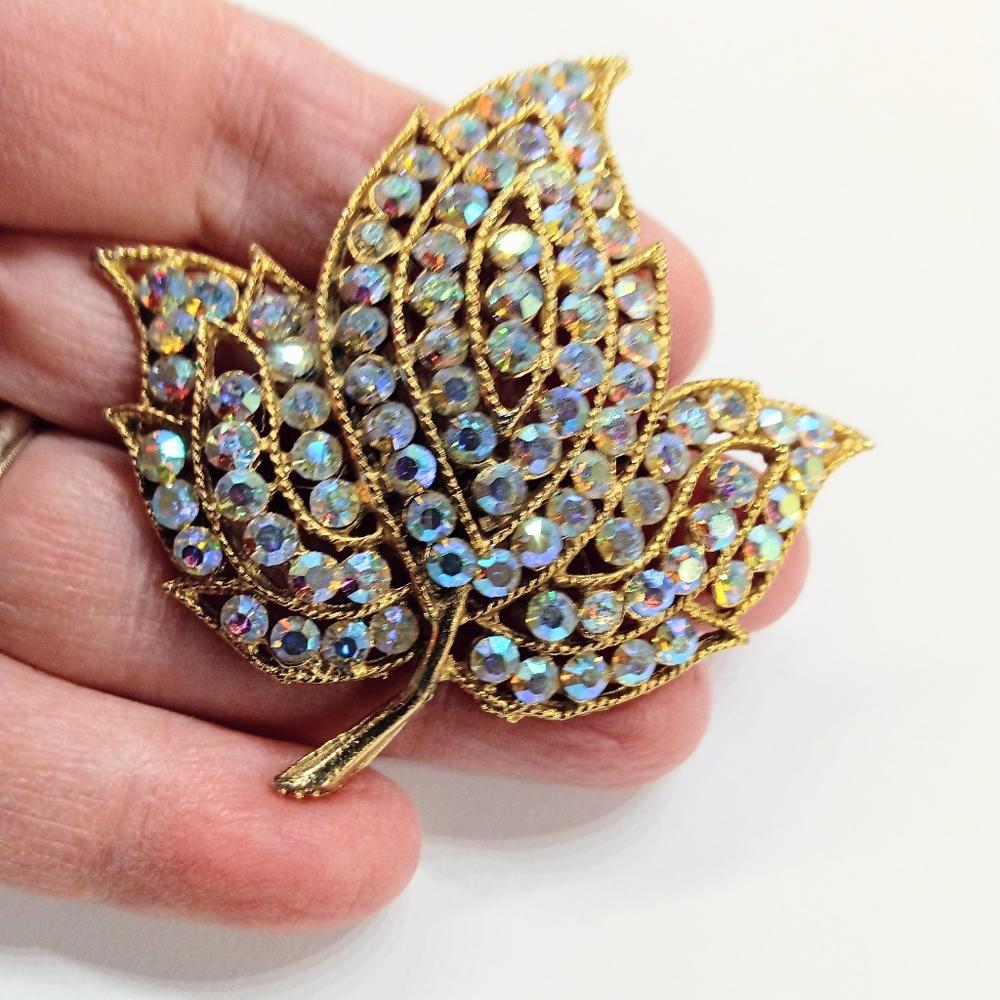 Gorgeous Brooch Leaf Design Aurora Borealis Vintage